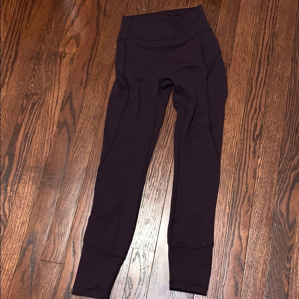 Size 4 Full length maroon Lululemon Legginings